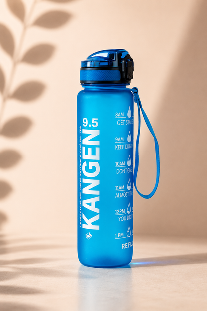 Botella azul de tritán Kangen pH 9.5 con apertura clip, 1 l